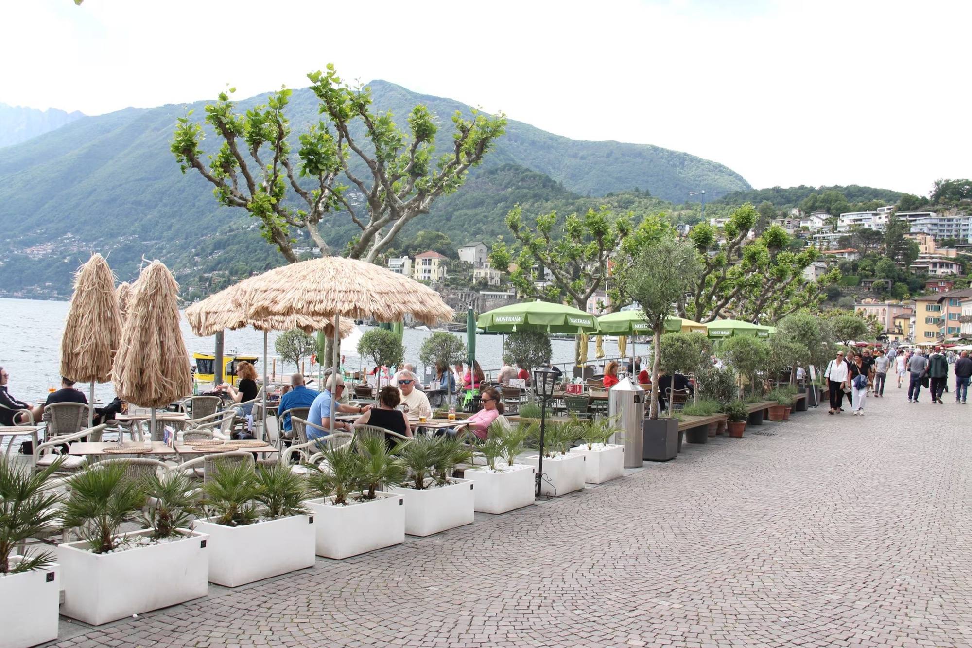 Piazza und Seepromenade von Ascona